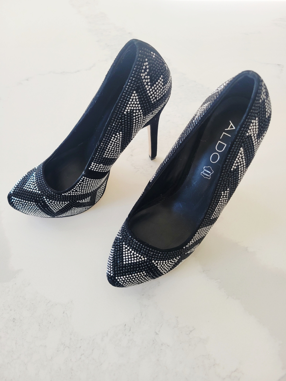 ALDO Black Silver Heels Chevron Rhinestones Platform Pumps Size 8